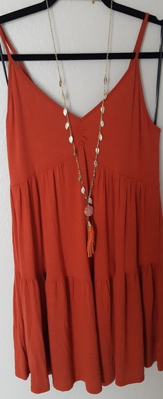 Fashion dress - Picture 2 of 3